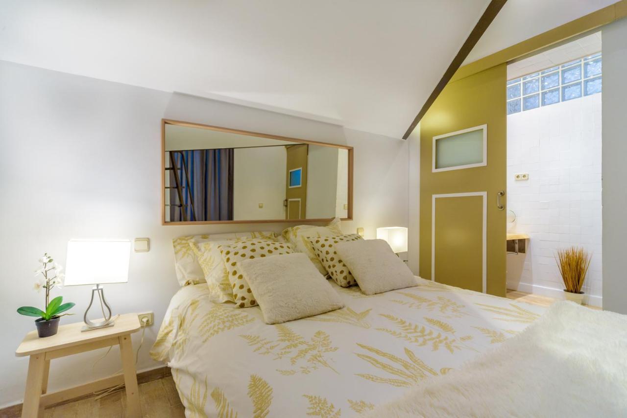 Ferienwohnung Stylish Loft At Chueca'S Heart Madrid Exterior foto