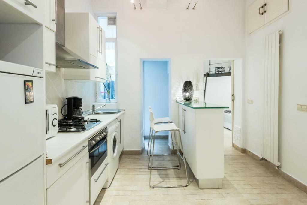 Ferienwohnung Stylish Loft At Chueca'S Heart Madrid Exterior foto